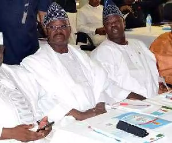We May Downsize Or Cut Down On Salaries - Nigerian Governors Forum